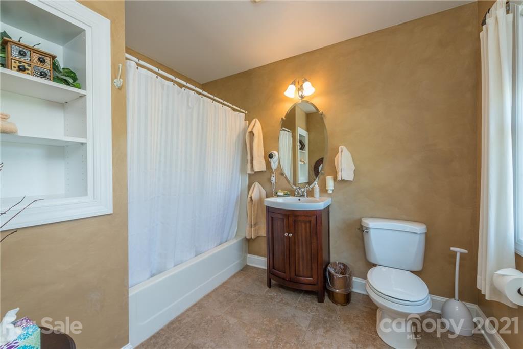 4640 Plantation Drive Morganton NC 28655