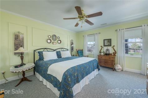 4640 Plantation Drive Morganton NC 28655