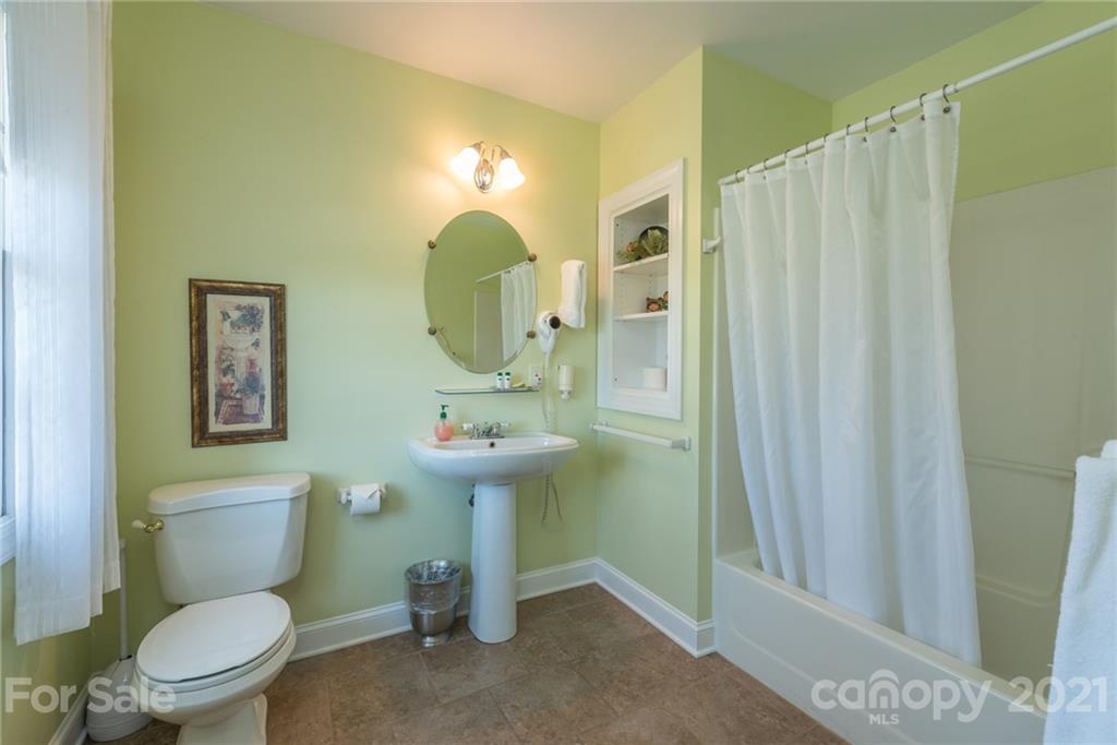 4640 Plantation Drive Morganton NC 28655