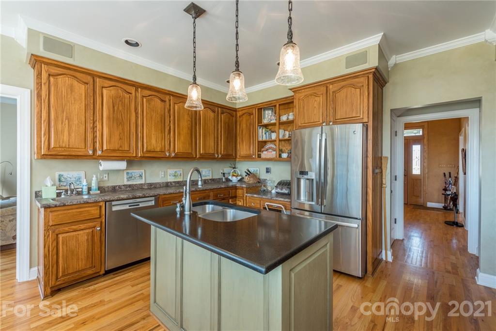 4640 Plantation Drive Morganton NC 28655