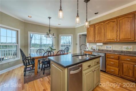 4640 Plantation Drive Morganton NC 28655
