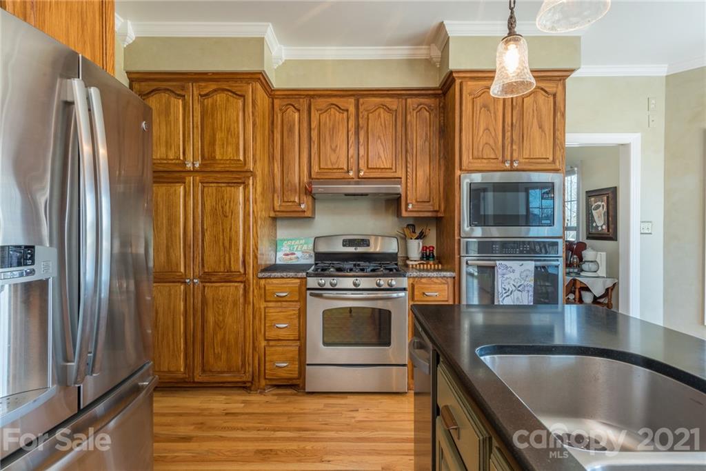 4640 Plantation Drive Morganton NC 28655