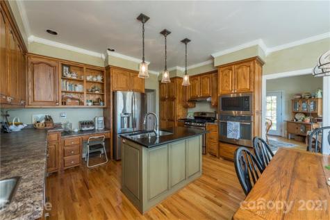 4640 Plantation Drive Morganton NC 28655