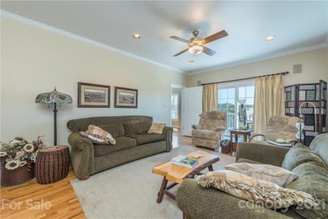4640 Plantation Drive Morganton NC 28655