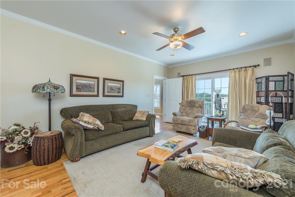 4640 Plantation Drive Morganton NC 28655