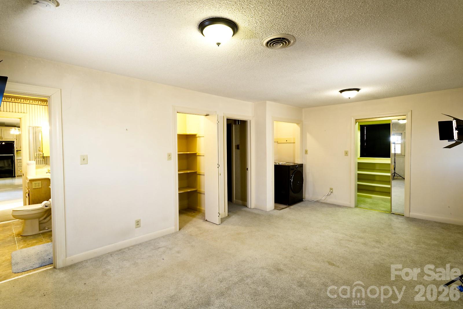 2042 Robinson Road Newton NC 28658