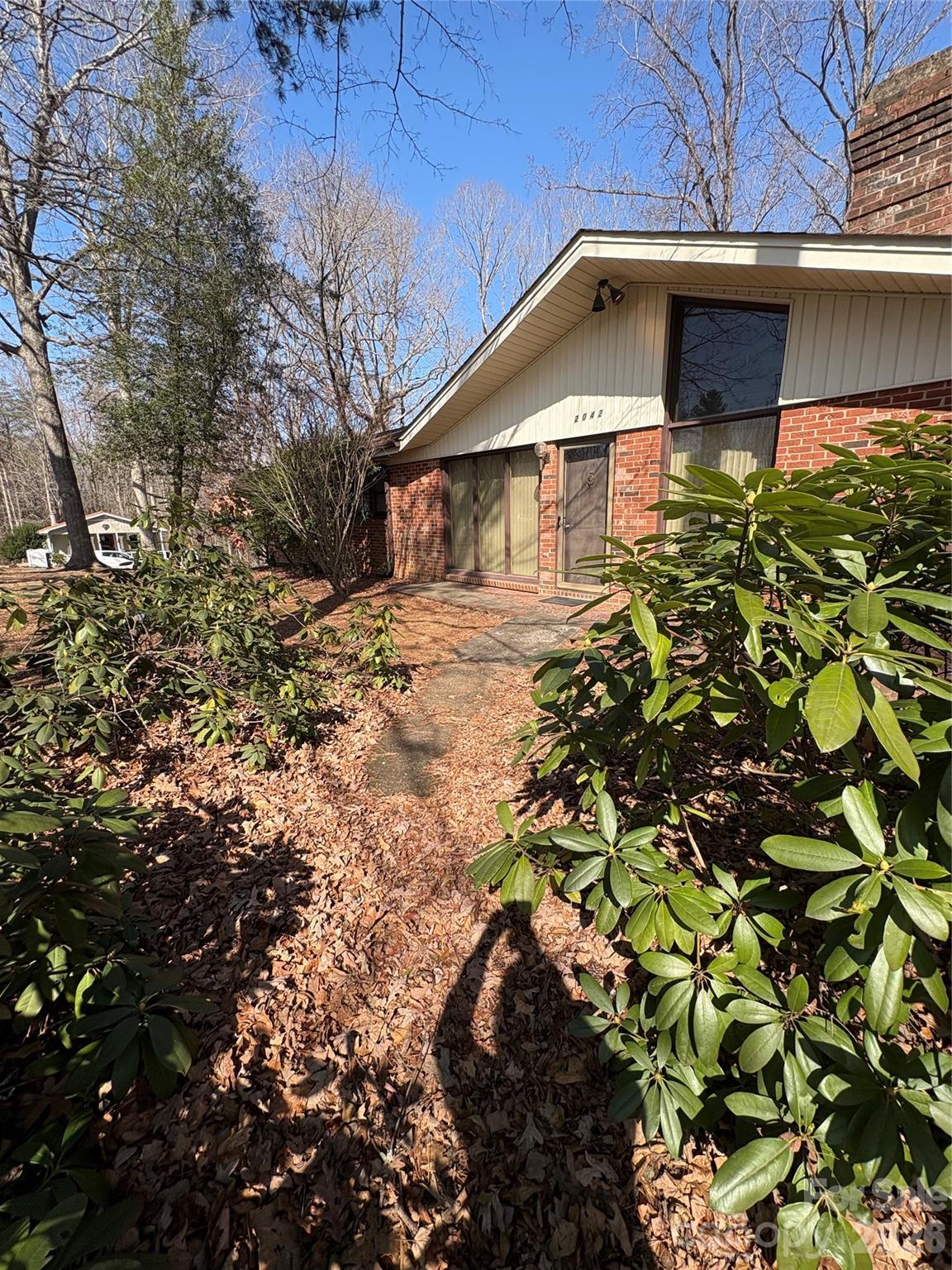 2042 Robinson Road Newton NC 28658