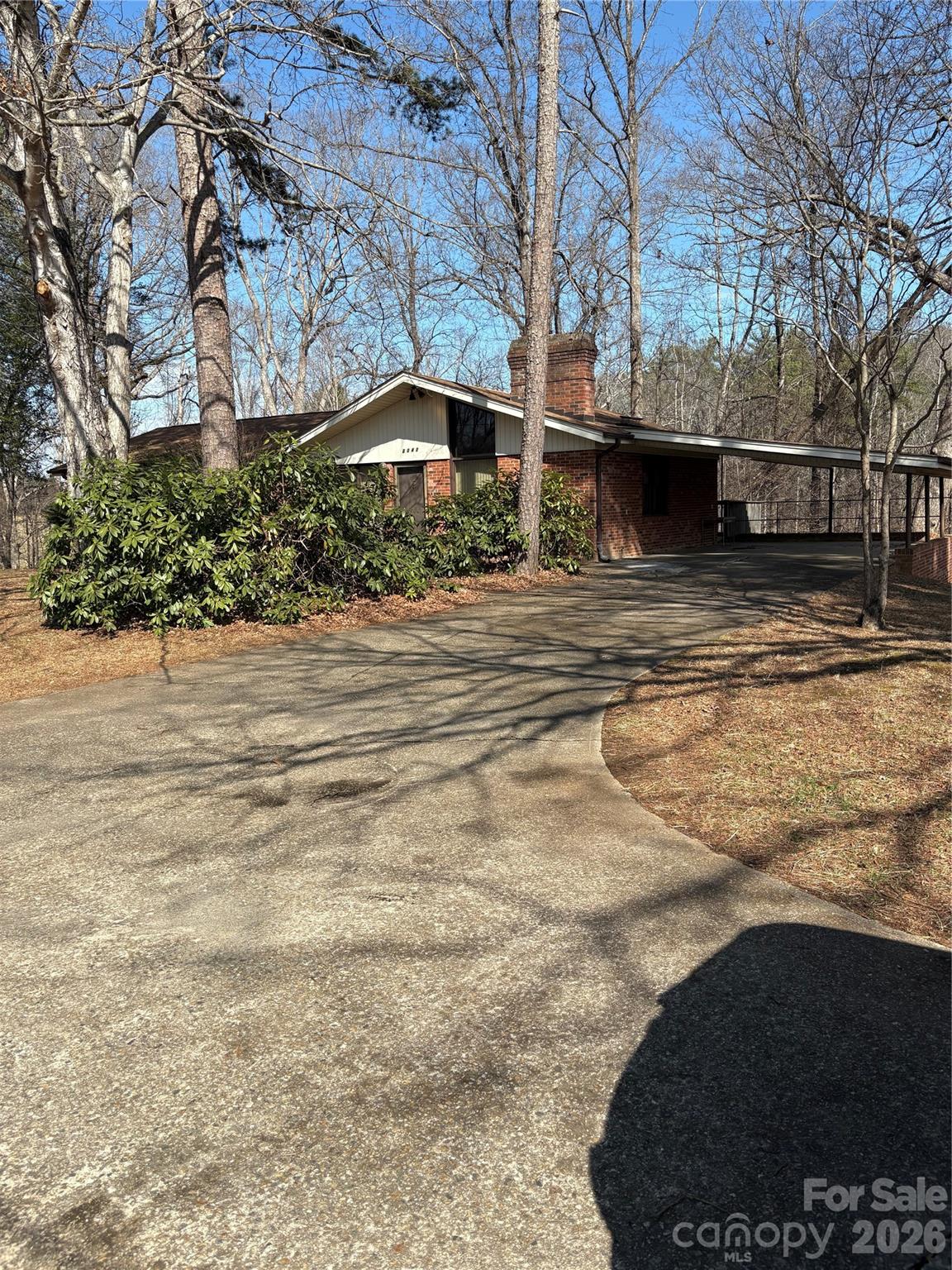 2042 Robinson Road Newton NC 28658