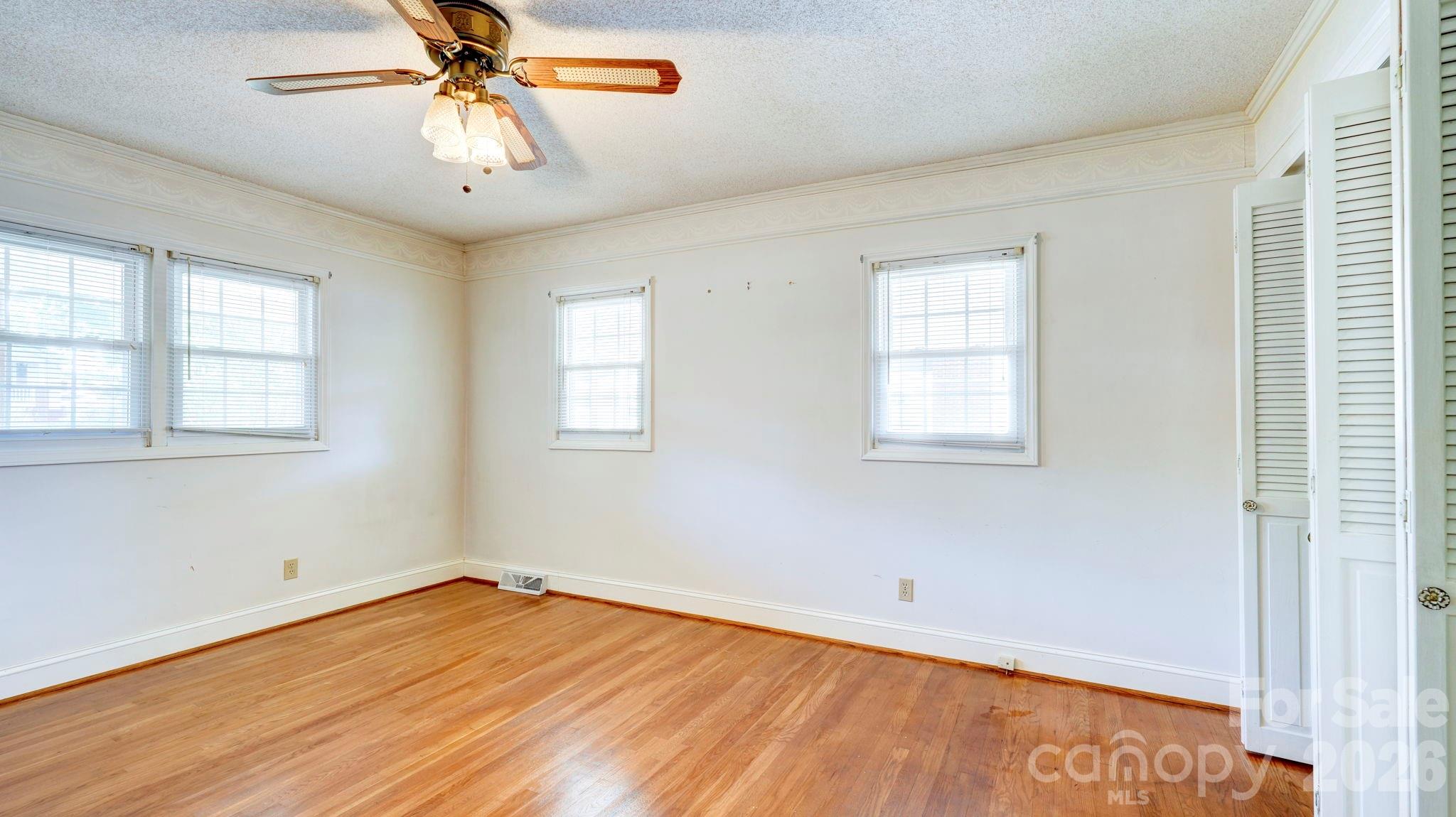 2403 W C Street Kannapolis NC 28081