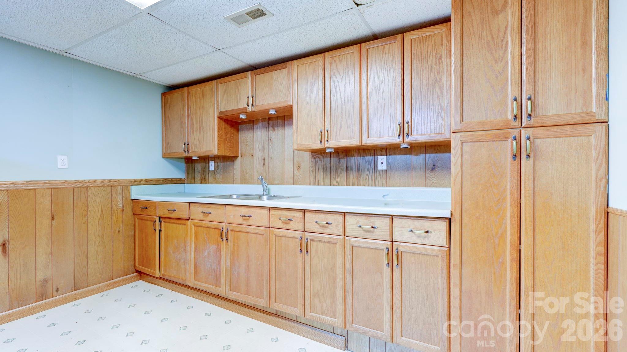 2403 W C Street Kannapolis NC 28081