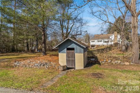 503 Old Hendersonville Highway Brevard NC 28712