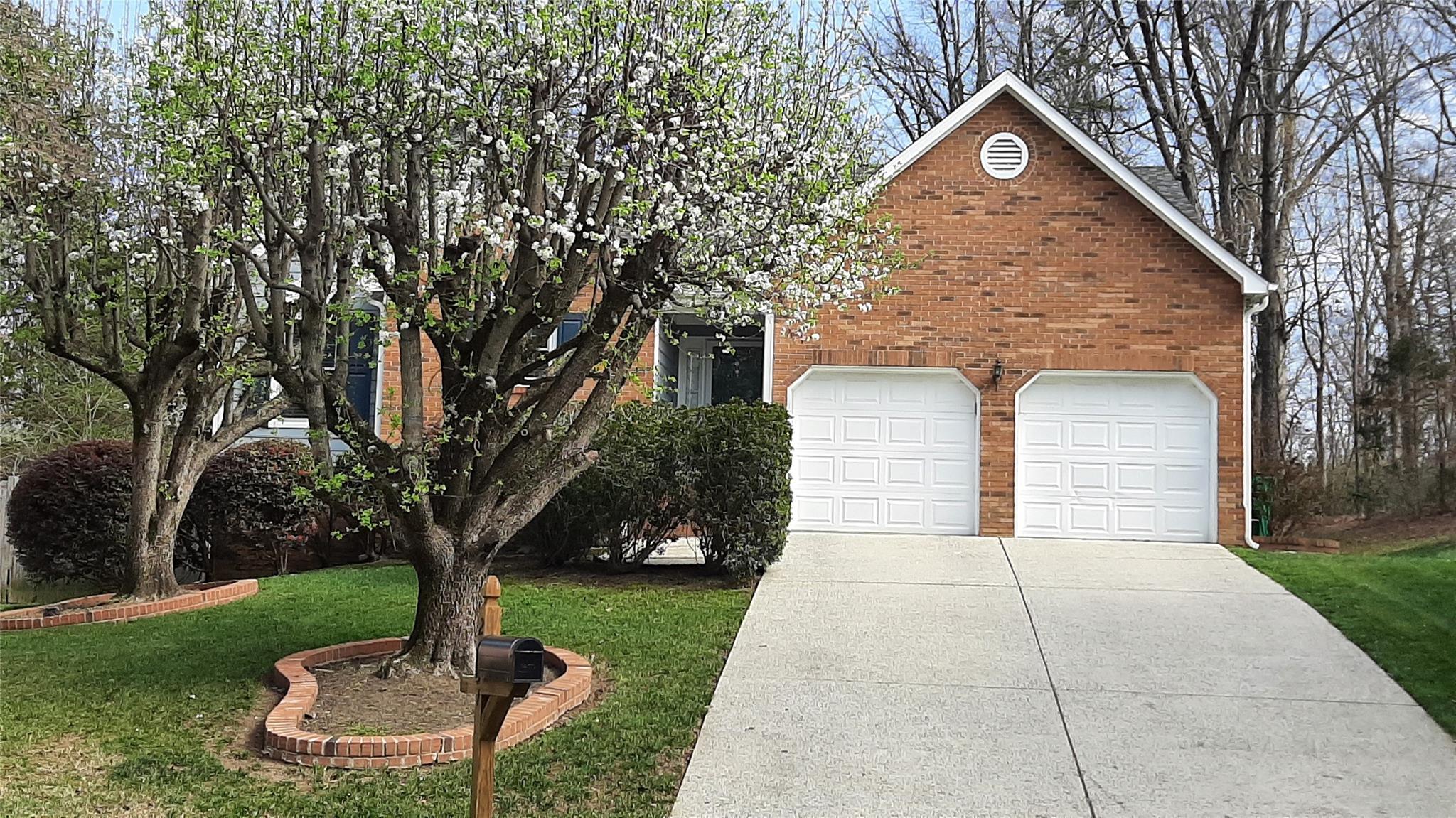 2731 Bishopton Place Charlotte NC 28216