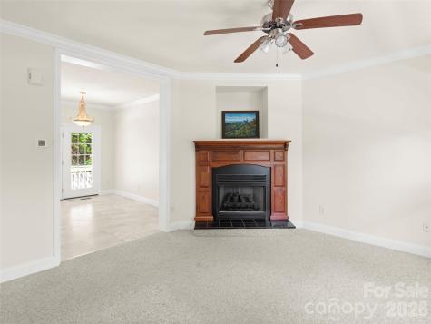 1 Hedgerose Court Asheville NC 28805