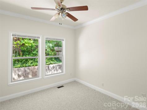 1 Hedgerose Court Asheville NC 28805