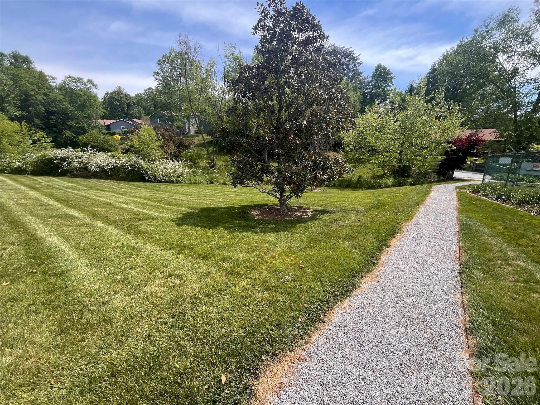 1 Hedgerose Court Asheville NC 28805