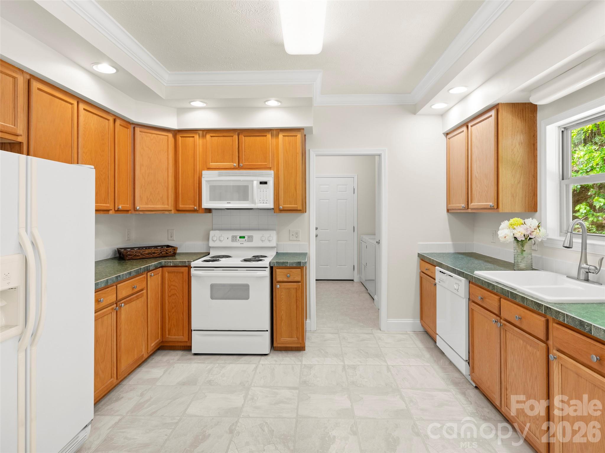 1 Hedgerose Court Asheville NC 28805