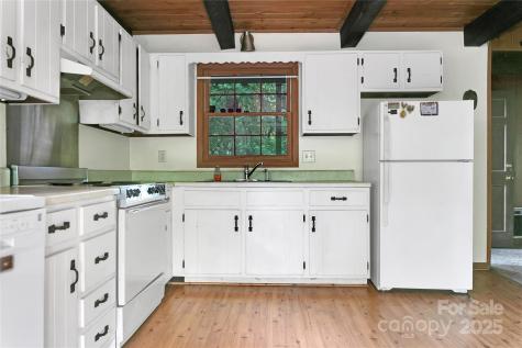 1152 Soquili Drive Brevard NC 28712