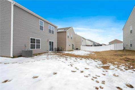 3075 Green Apple Drive Dallas NC 28034