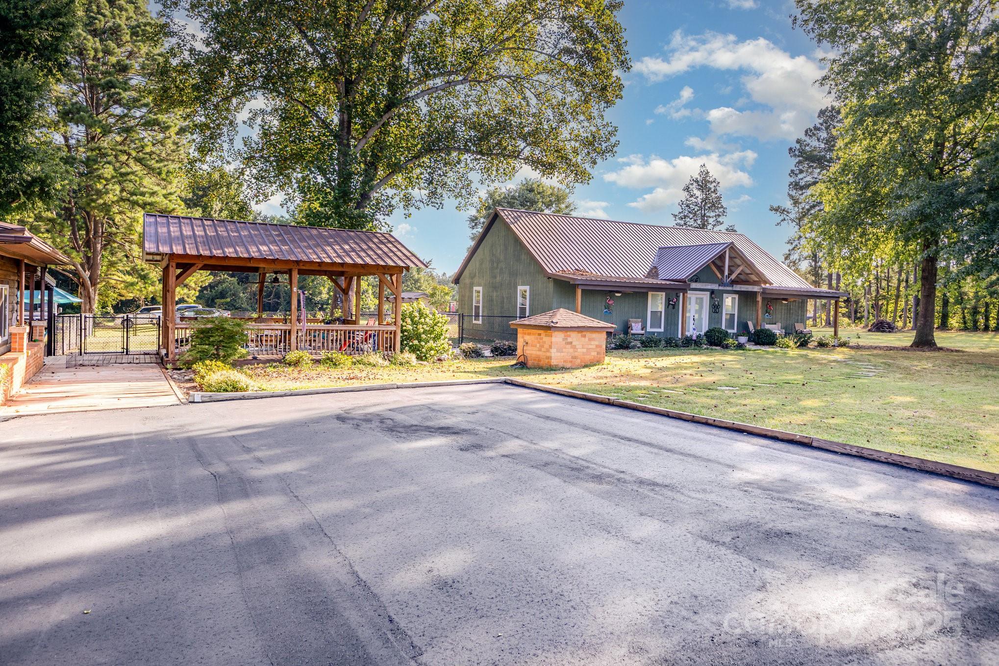 835 Holshouser Road Rockwell NC 28138
