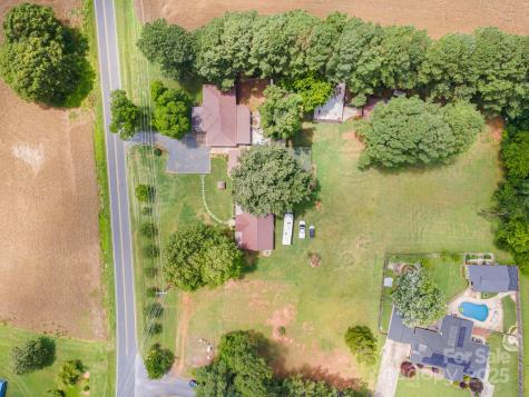 835 Holshouser Road Rockwell NC 28138