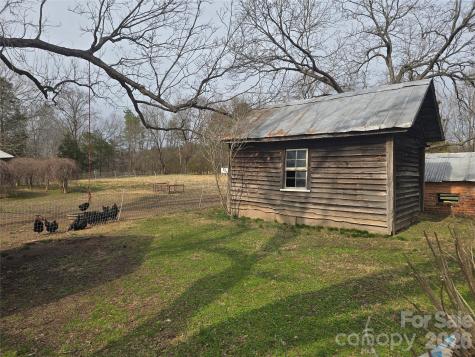 32547 Valley Drive Albemarle NC 28001