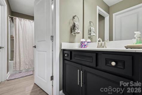 11004 Larkslea Lane Charlotte NC 28278