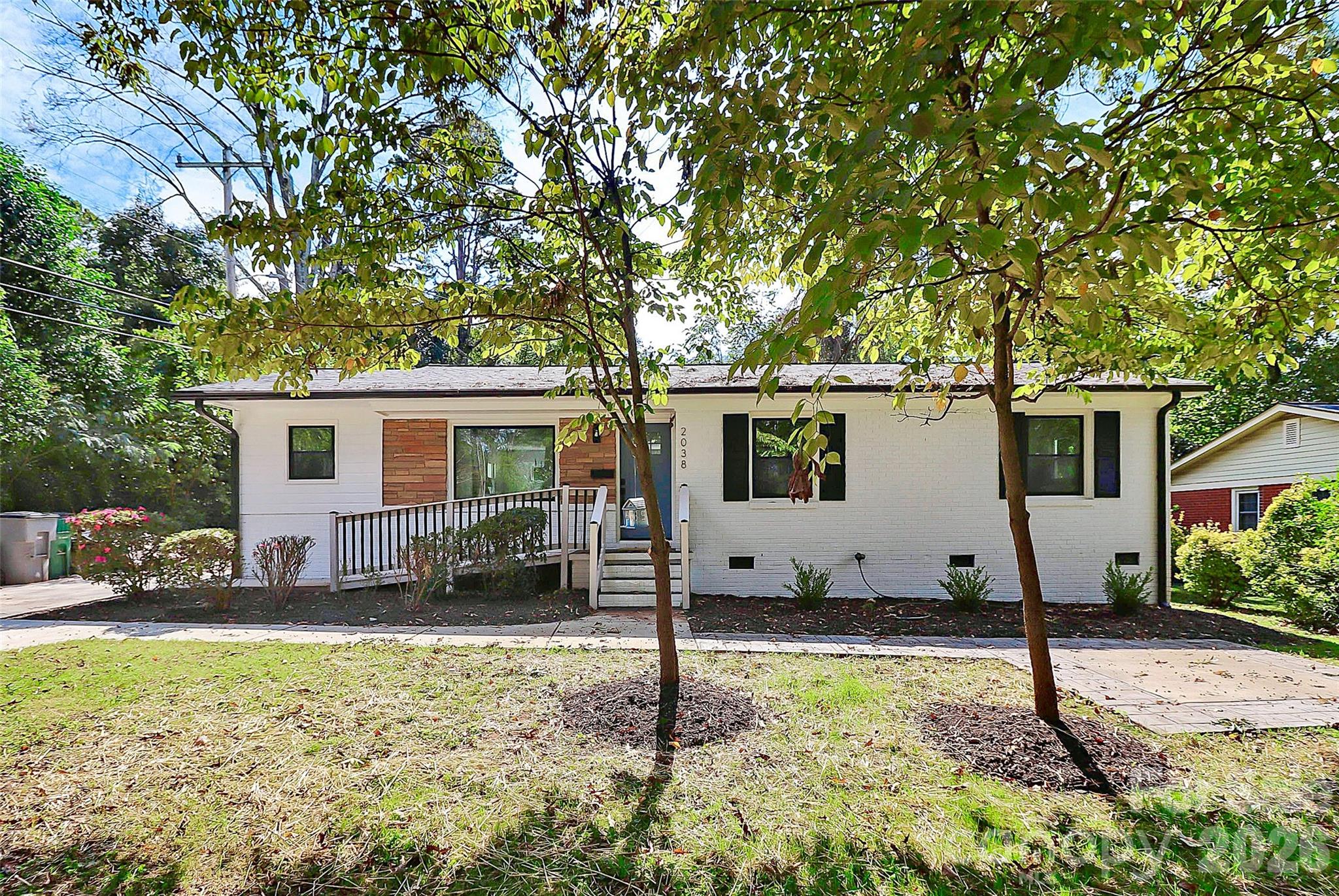2038 Sandhurst Drive Charlotte NC 28205
