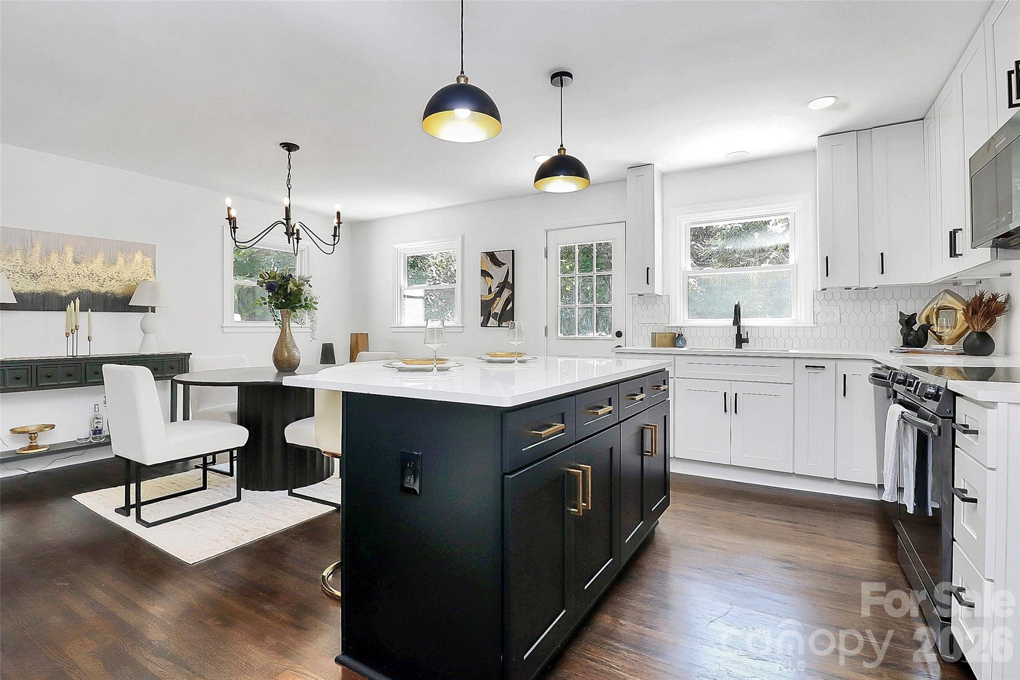 2038 Sandhurst Drive Charlotte NC 28205