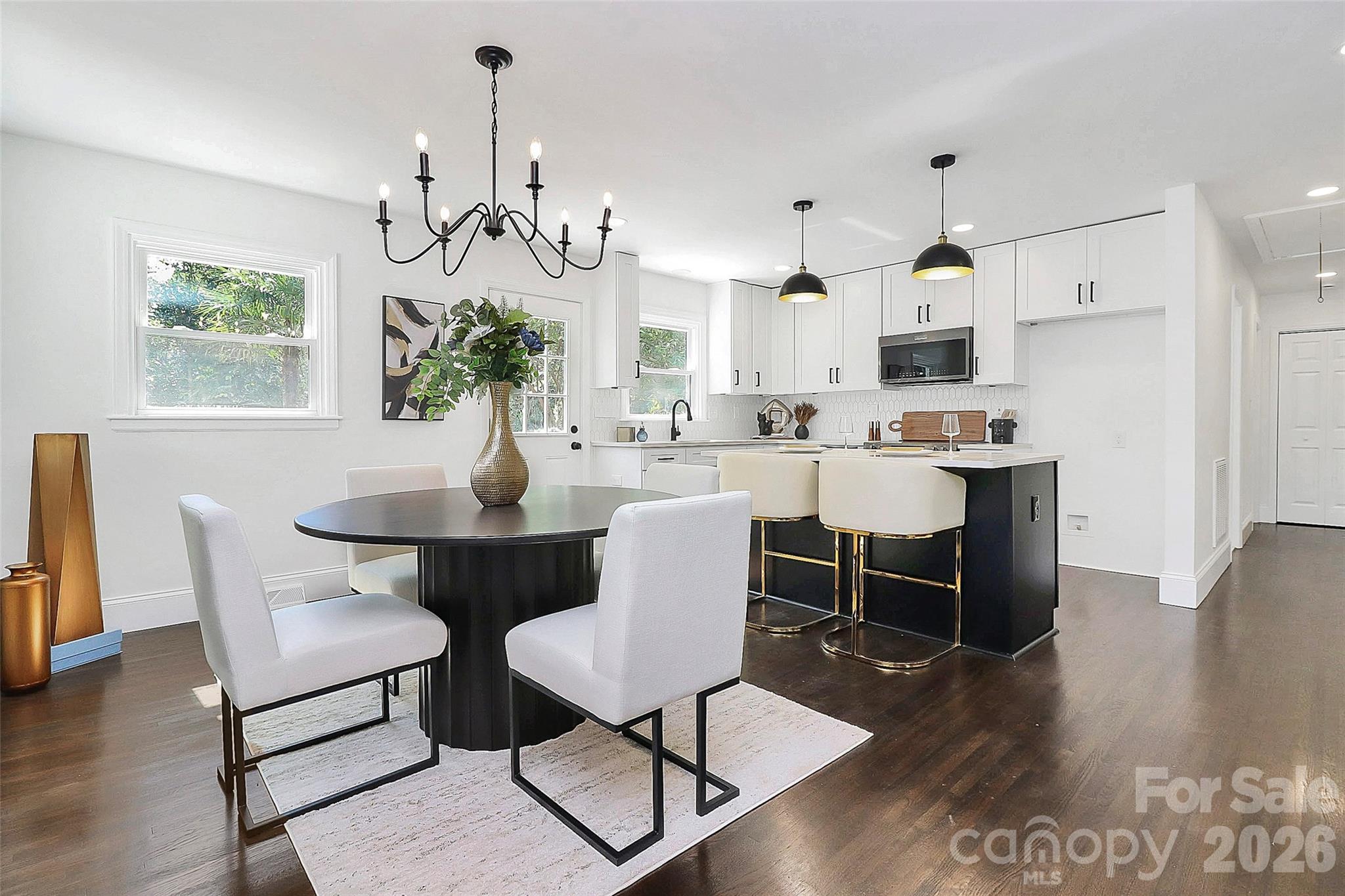 2038 Sandhurst Drive Charlotte NC 28205