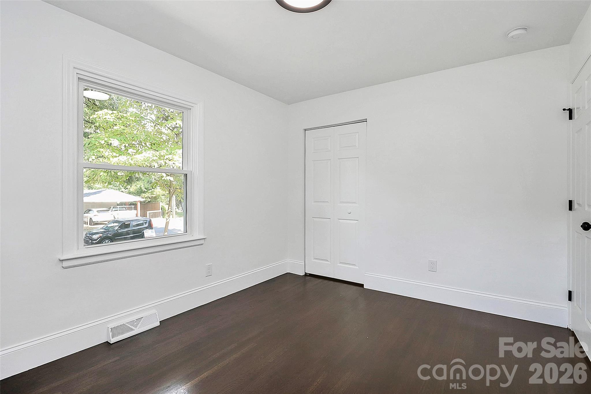 2038 Sandhurst Drive Charlotte NC 28205