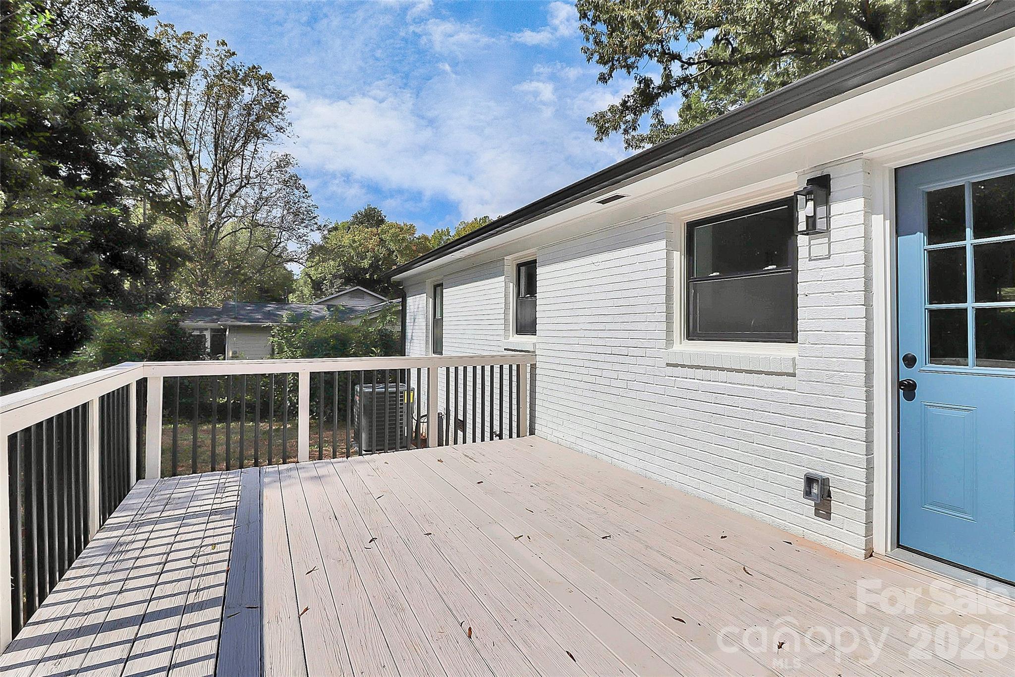 2038 Sandhurst Drive Charlotte NC 28205