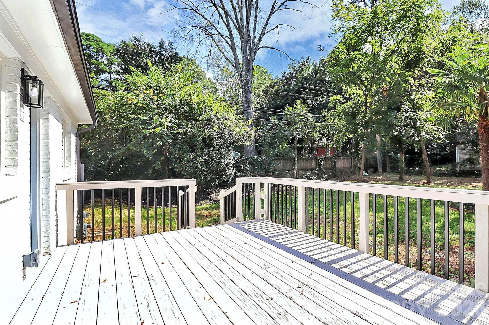 2038 Sandhurst Drive Charlotte NC 28205