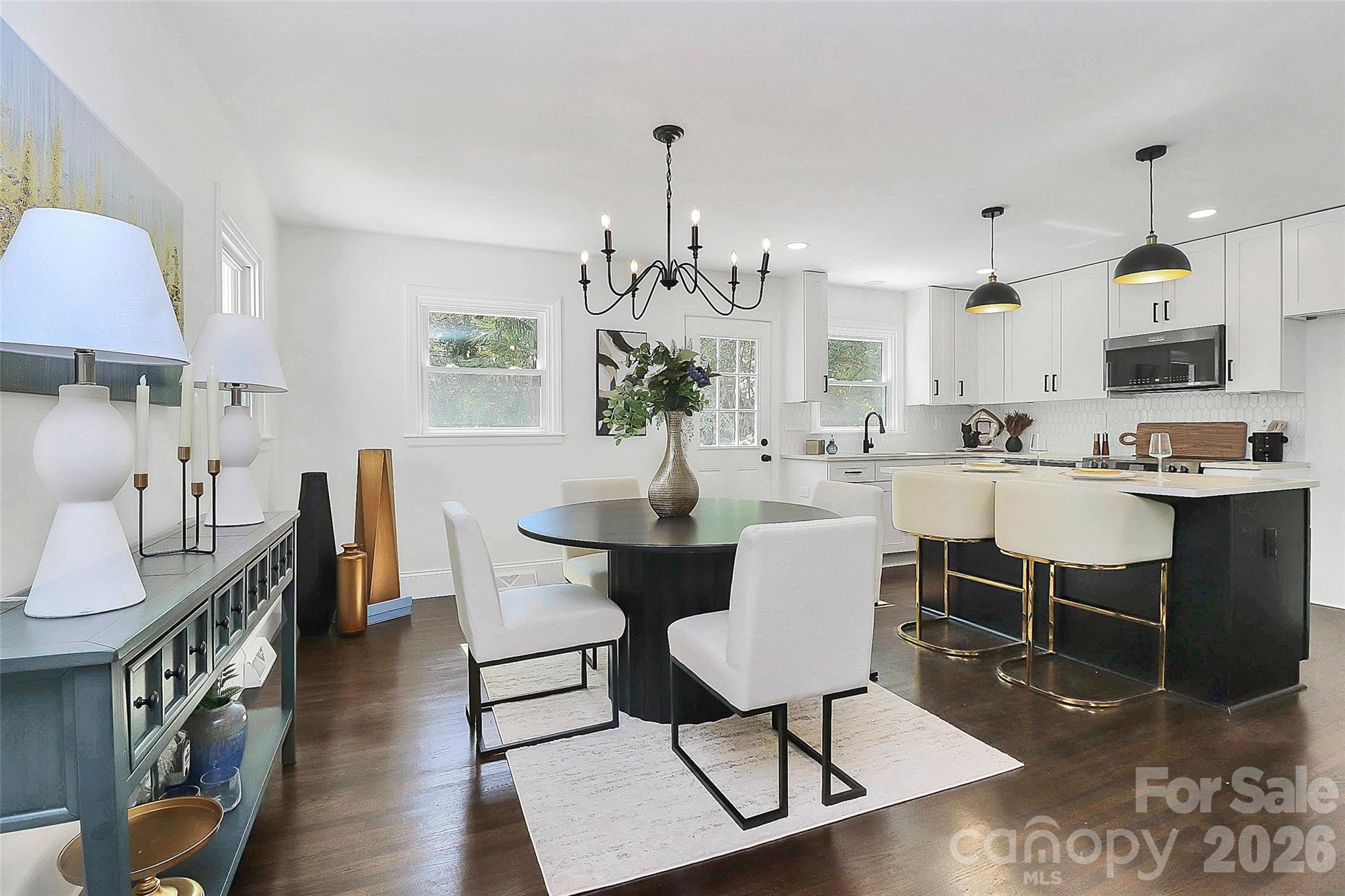 2038 Sandhurst Drive Charlotte NC 28205