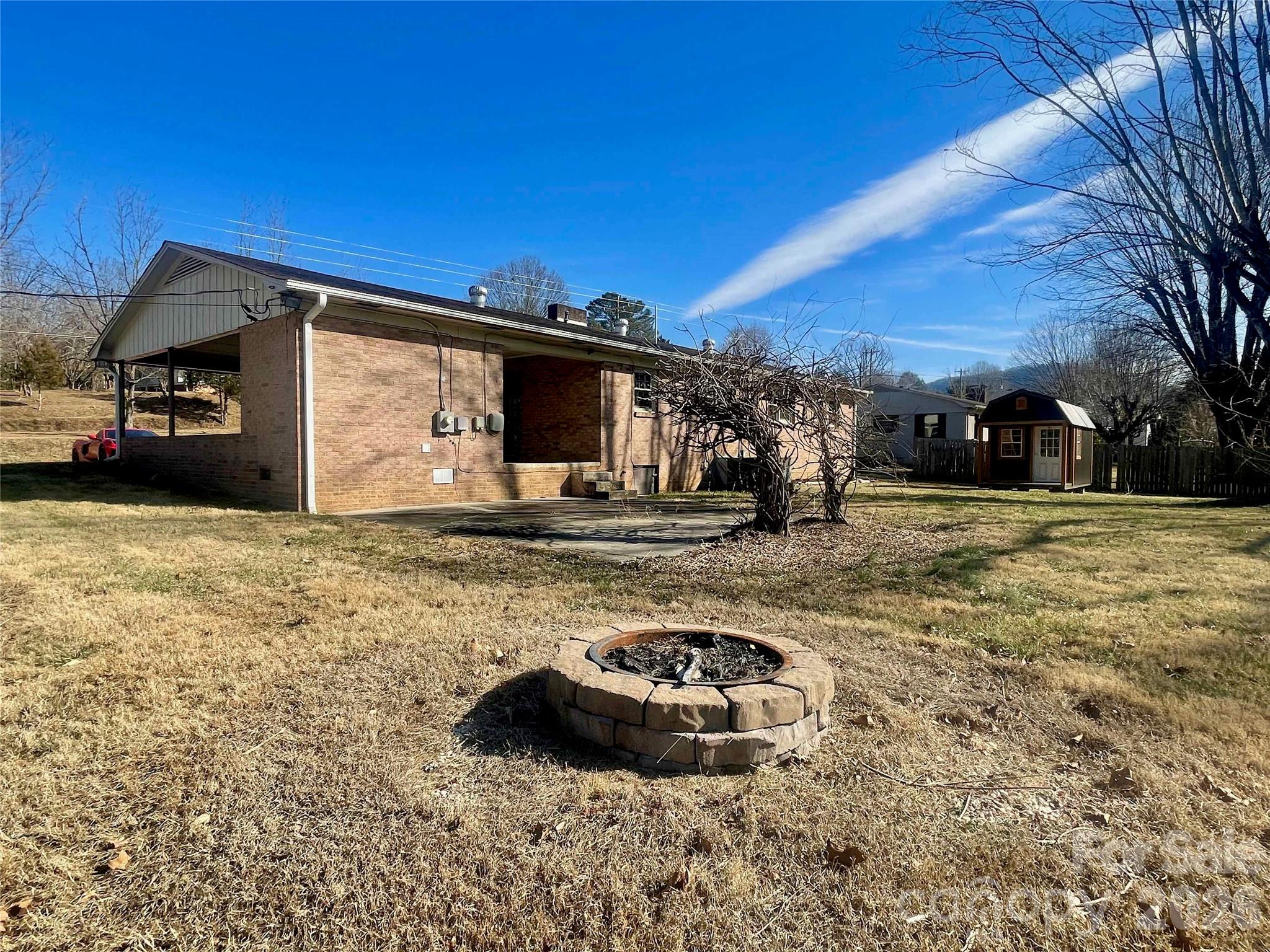 635 Powell Road NE Lenoir NC 28645