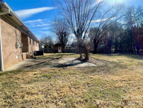 635 Powell Road NE Lenoir NC 28645