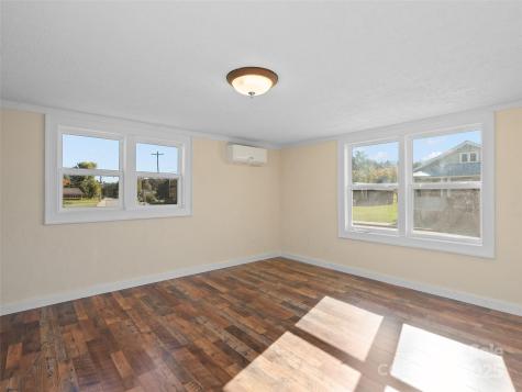 290 Killian Street Waynesville NC 28786