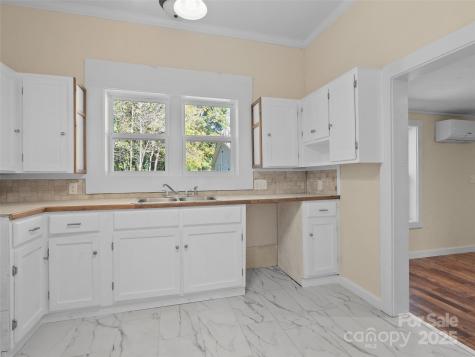 290 Killian Street Waynesville NC 28786