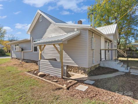 290 Killian Street Waynesville NC 28786