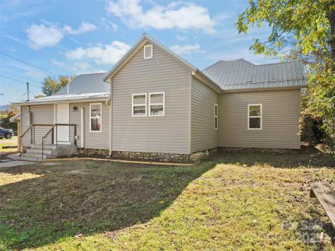 290 Killian Street Waynesville NC 28786