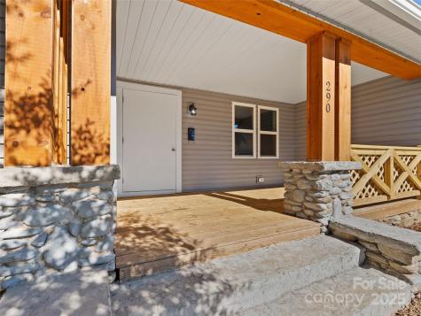 290 Killian Street Waynesville NC 28786