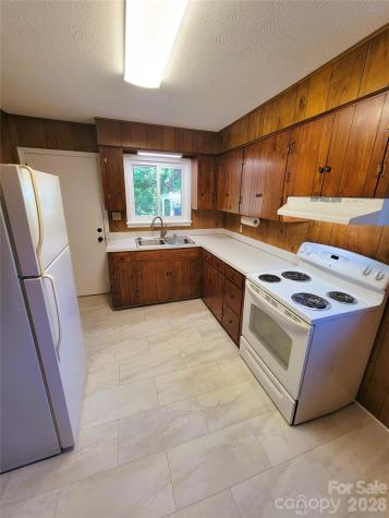 25 Browndale Road Asheville NC 28805