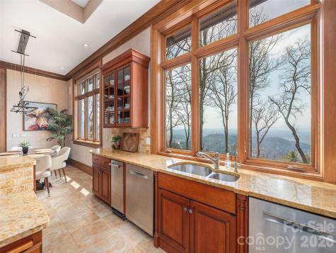 633 Altamont View Asheville NC 28804