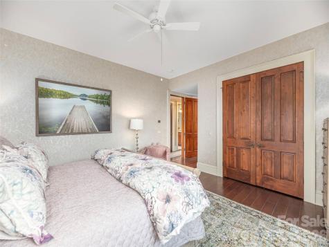 633 Altamont View Asheville NC 28804