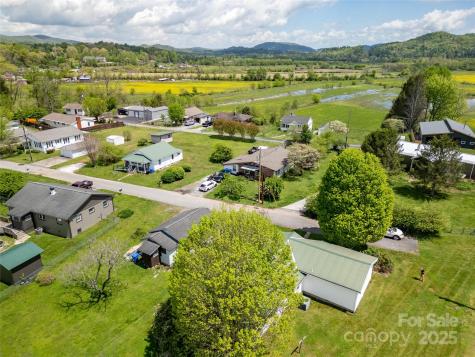 128 Summit Avenue Brevard NC 28712