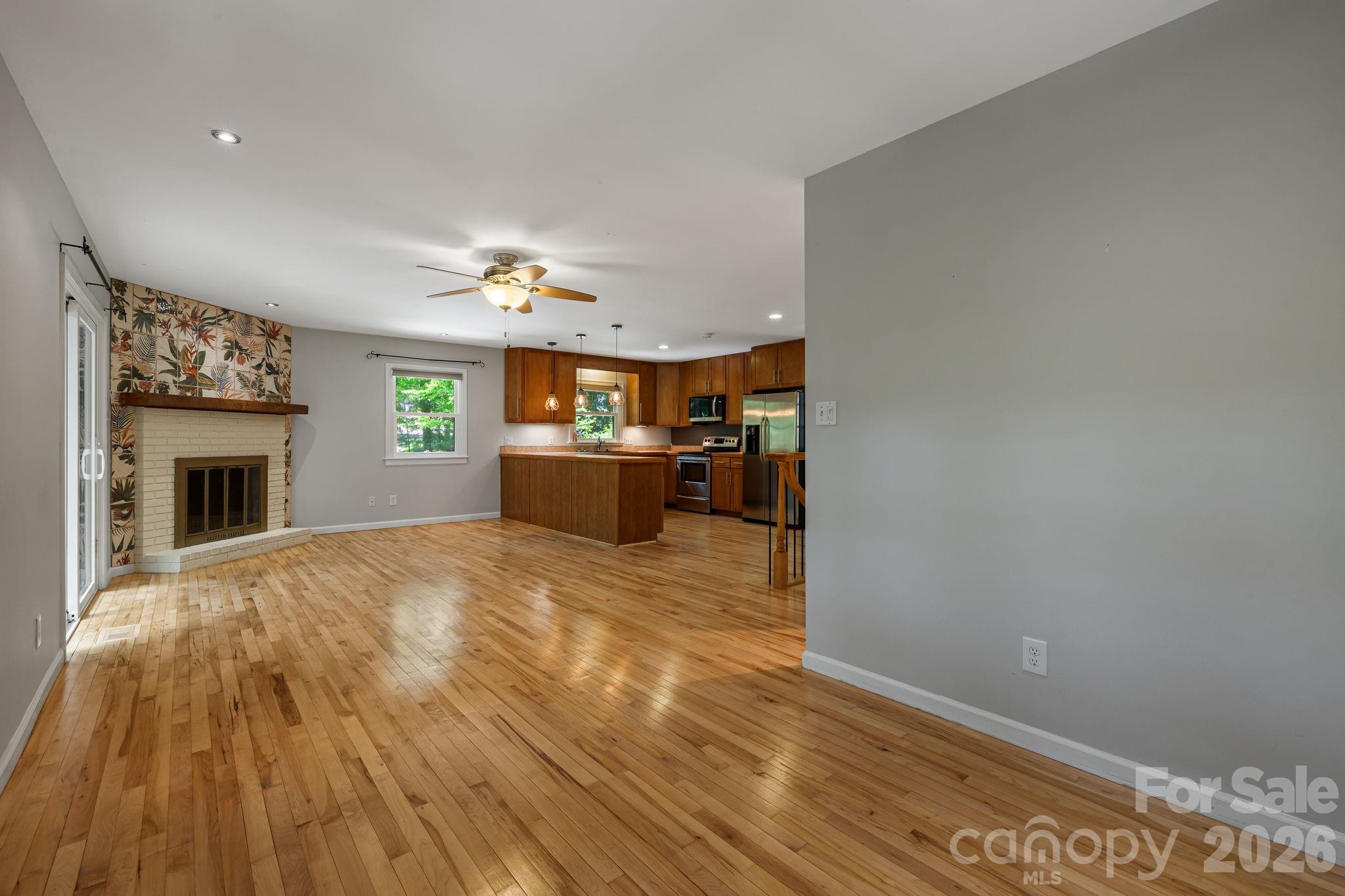 29 Independence Boulevard Asheville NC 28805