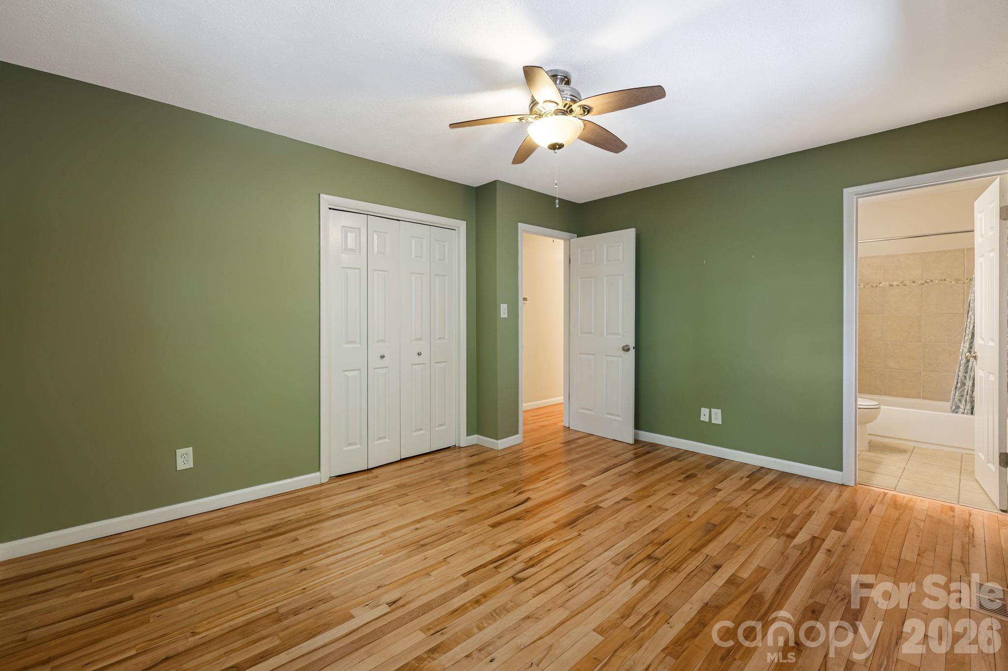 29 Independence Boulevard Asheville NC 28805