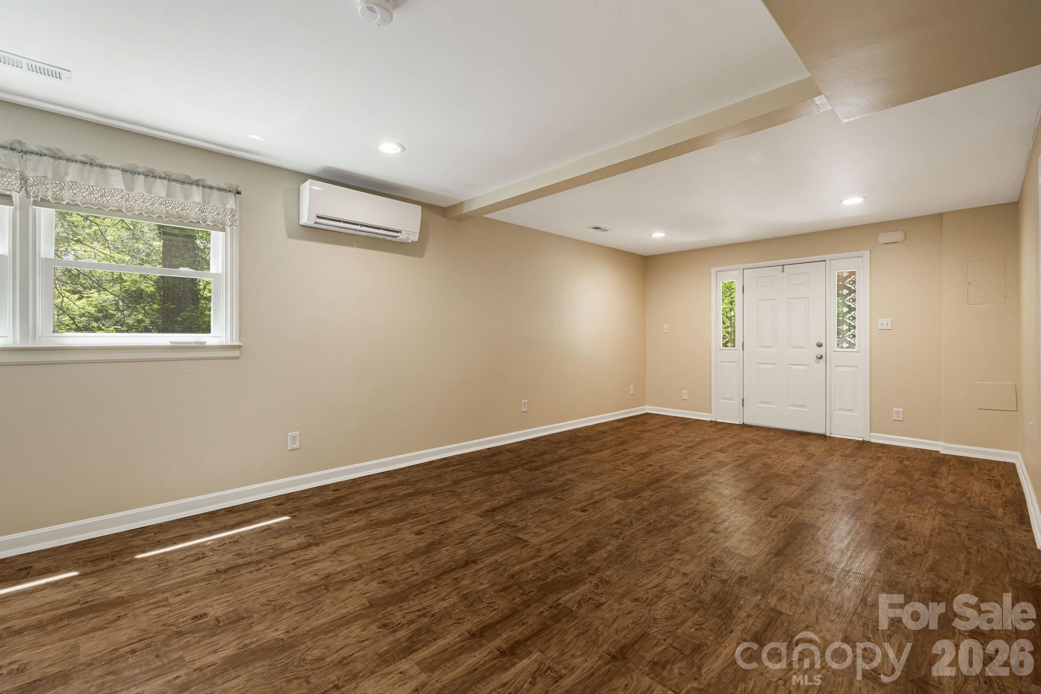 29 Independence Boulevard Asheville NC 28805