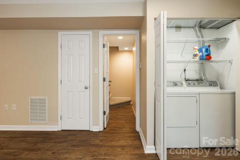 29 Independence Boulevard Asheville NC 28805