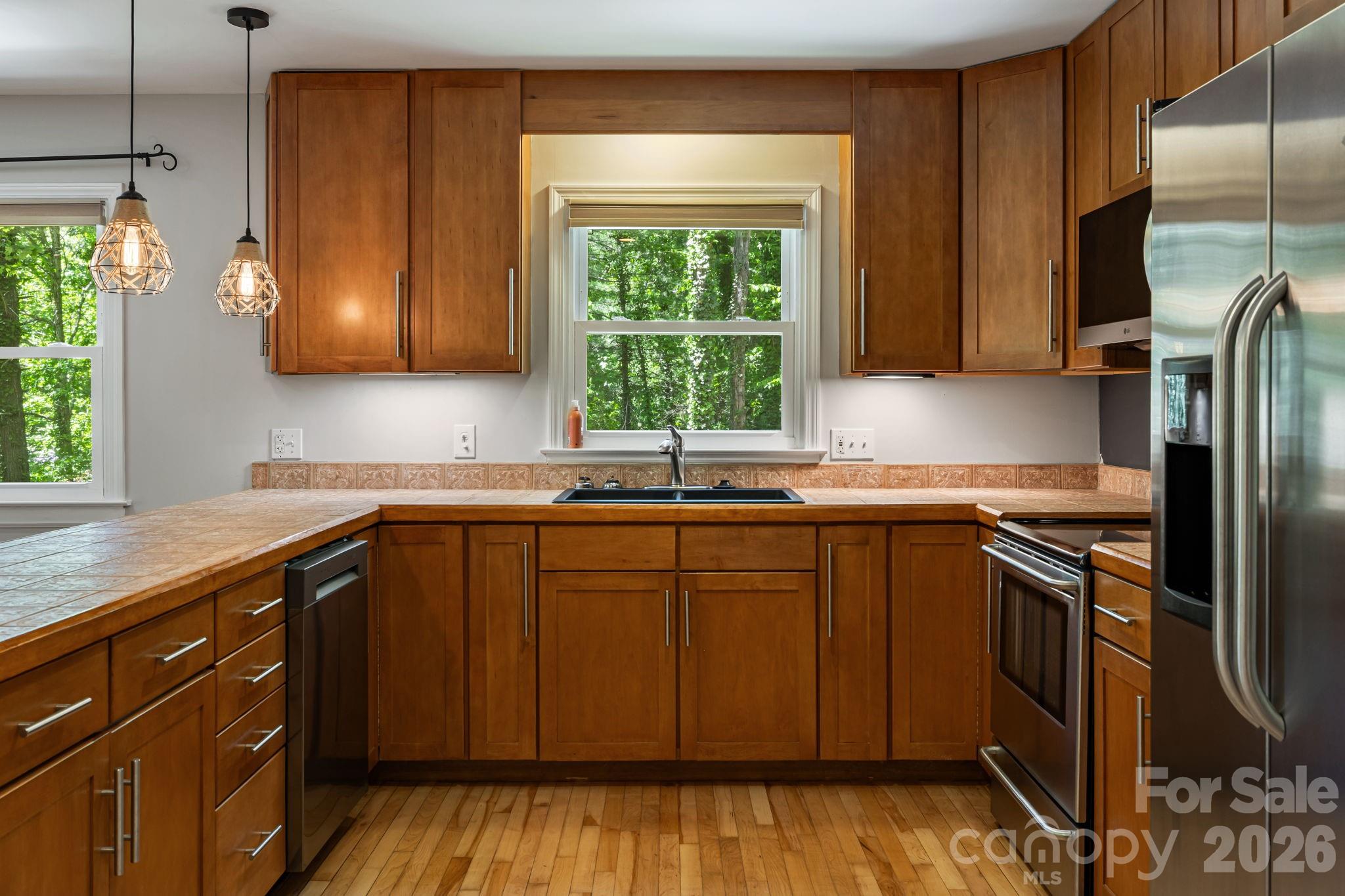 29 Independence Boulevard Asheville NC 28805