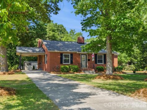 419 Knox Street Clover SC 29710